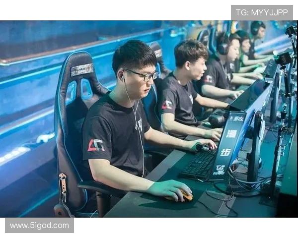 EDG快攻战术解析：如何在DOTA2中迅速掌控比赛节奏