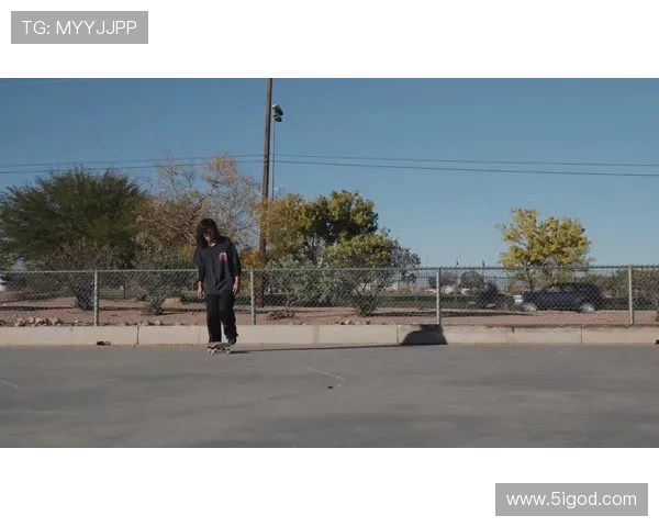 杭州滑板队引领潮流最新滑板节奏TOP10精彩揭晓